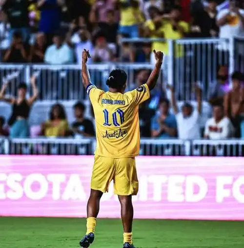 纷表示这是 纷表示这是