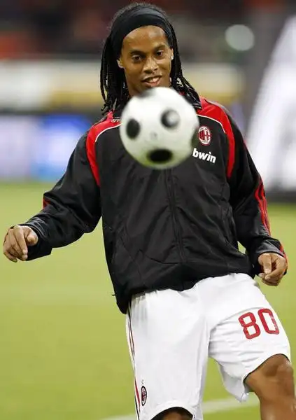 發了廣泛的 發了廣泛的